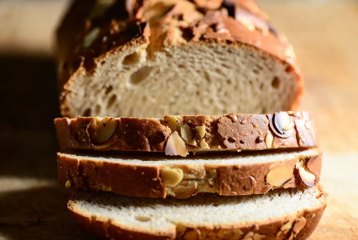 Keto Almond Bread Recipe (Low Carb & Super Soft)